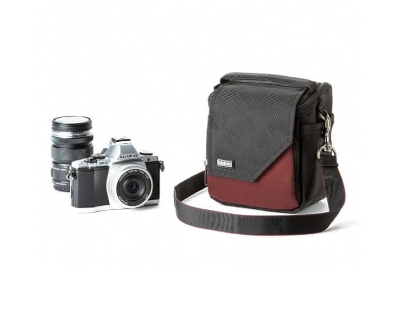 ThinkTank Mirrorless Mover 10 Deep Red 